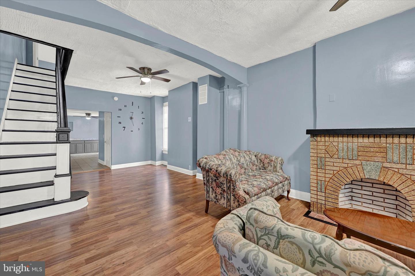 426 N Belnord Ave Property Photo 3