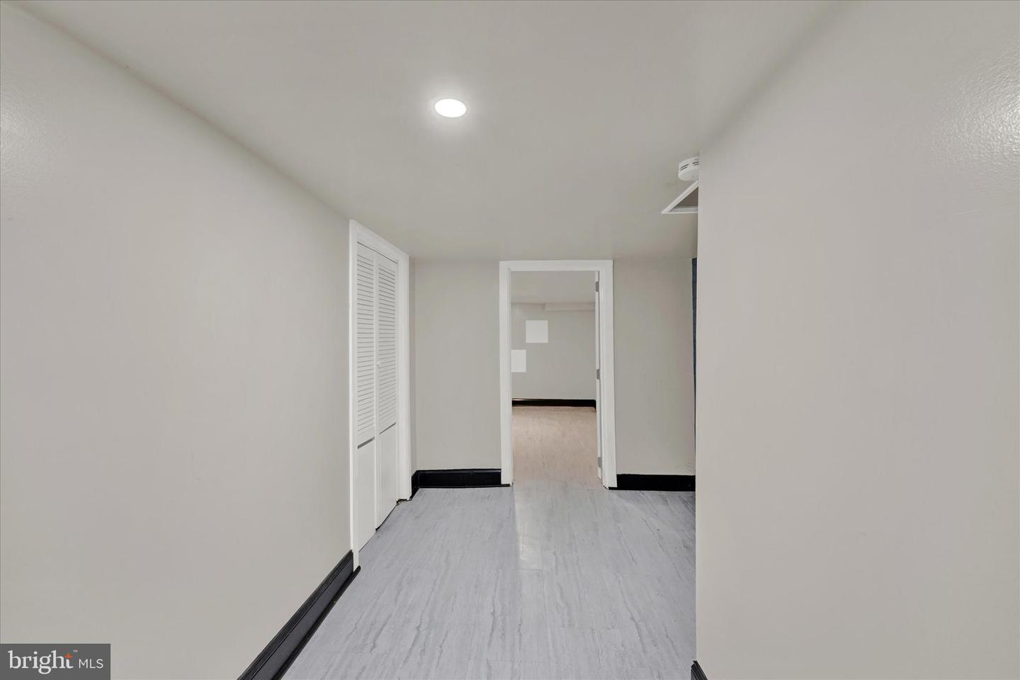 426 N Belnord Ave Property Photo 22