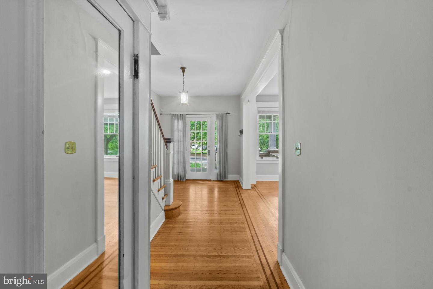 2920 Wyman Pkwy Property Photo 5