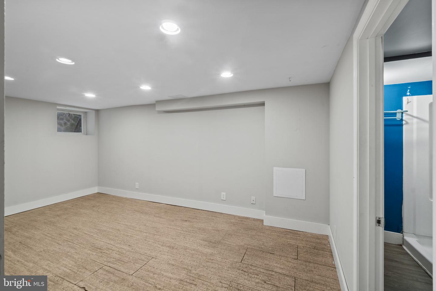 2920 Wyman Pkwy Property Photo 24