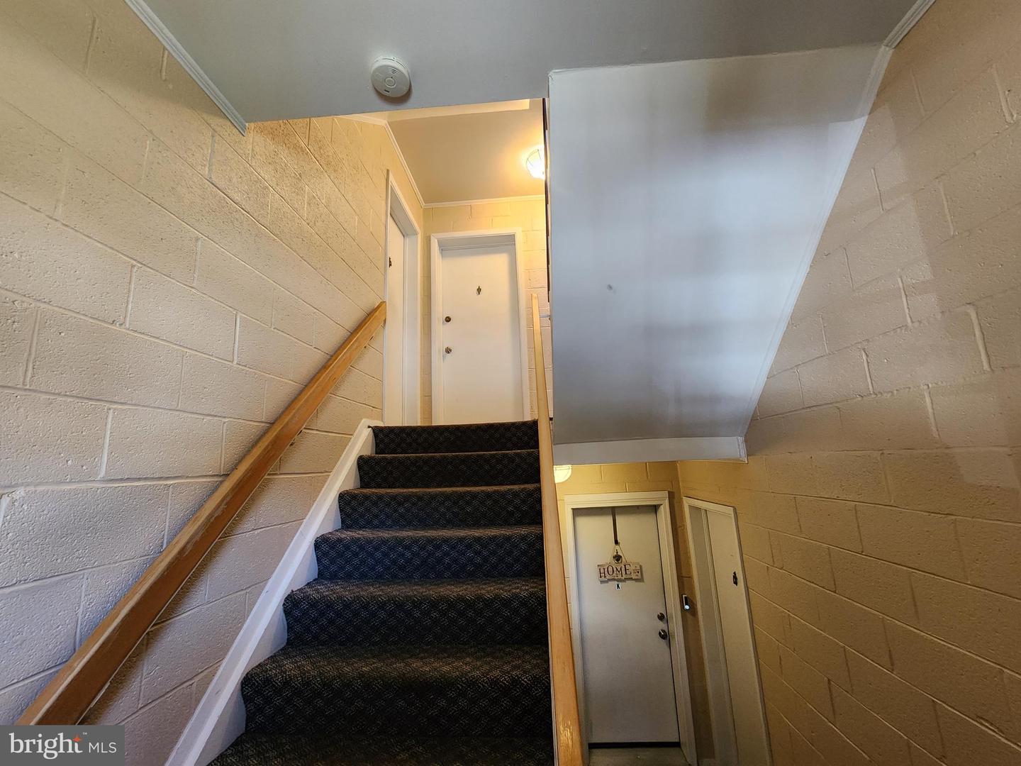 4410 Falls Bridge Dr #h Property Photo 6
