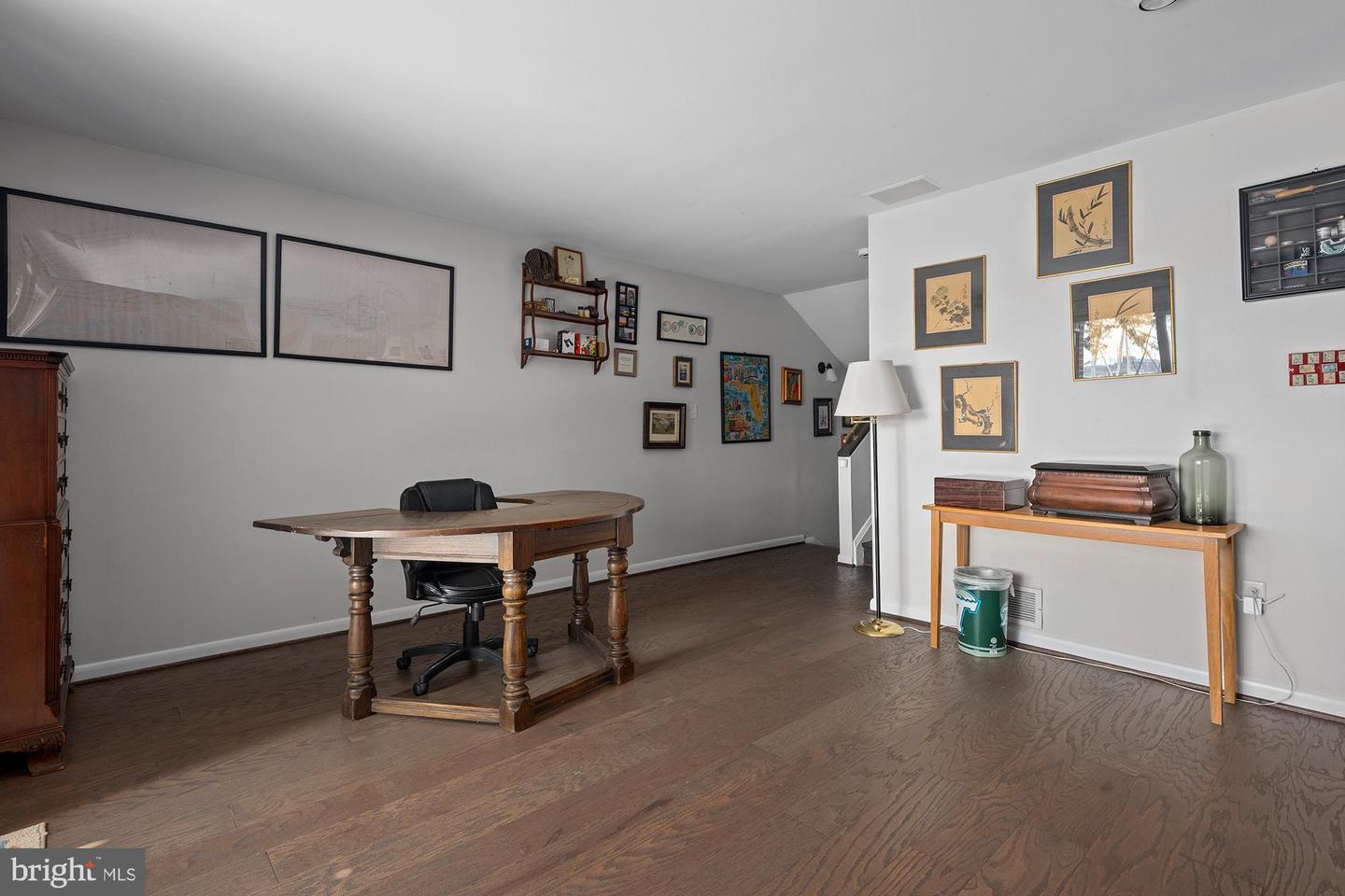 2407 Boston St Property Photo 11