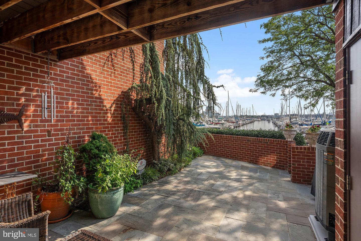 2407 Boston St Property Photo 38