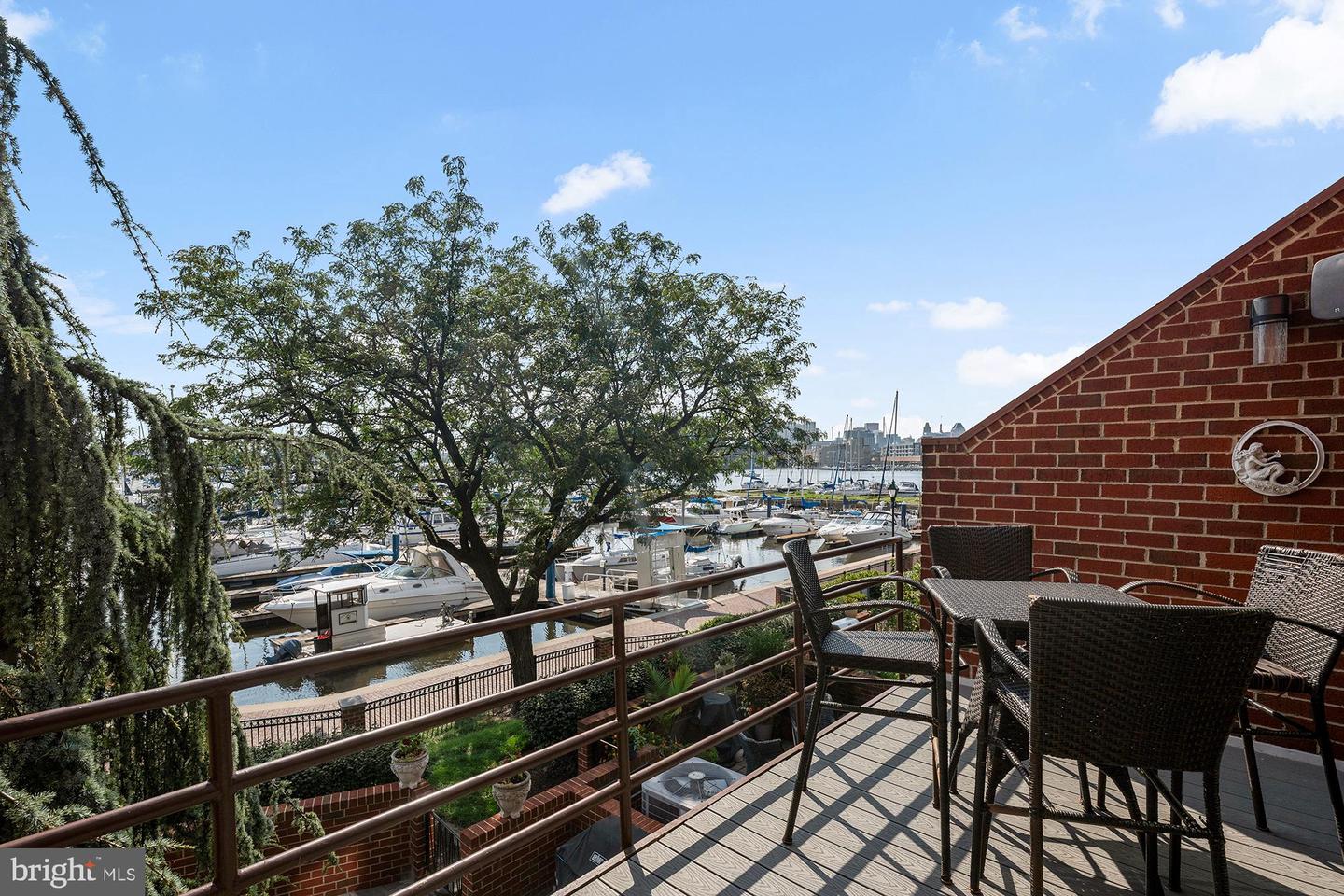 2407 Boston St Property Photo 44