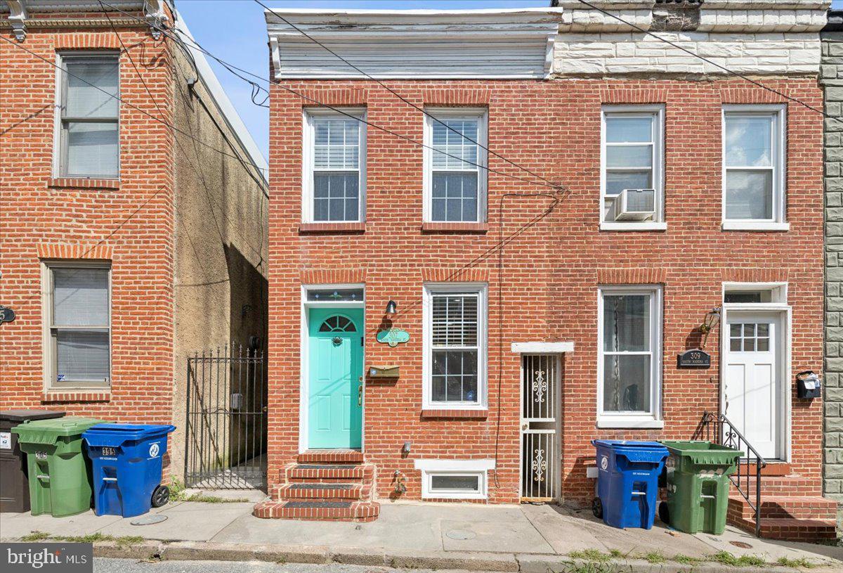 307 S Madeira St Property Photo 1