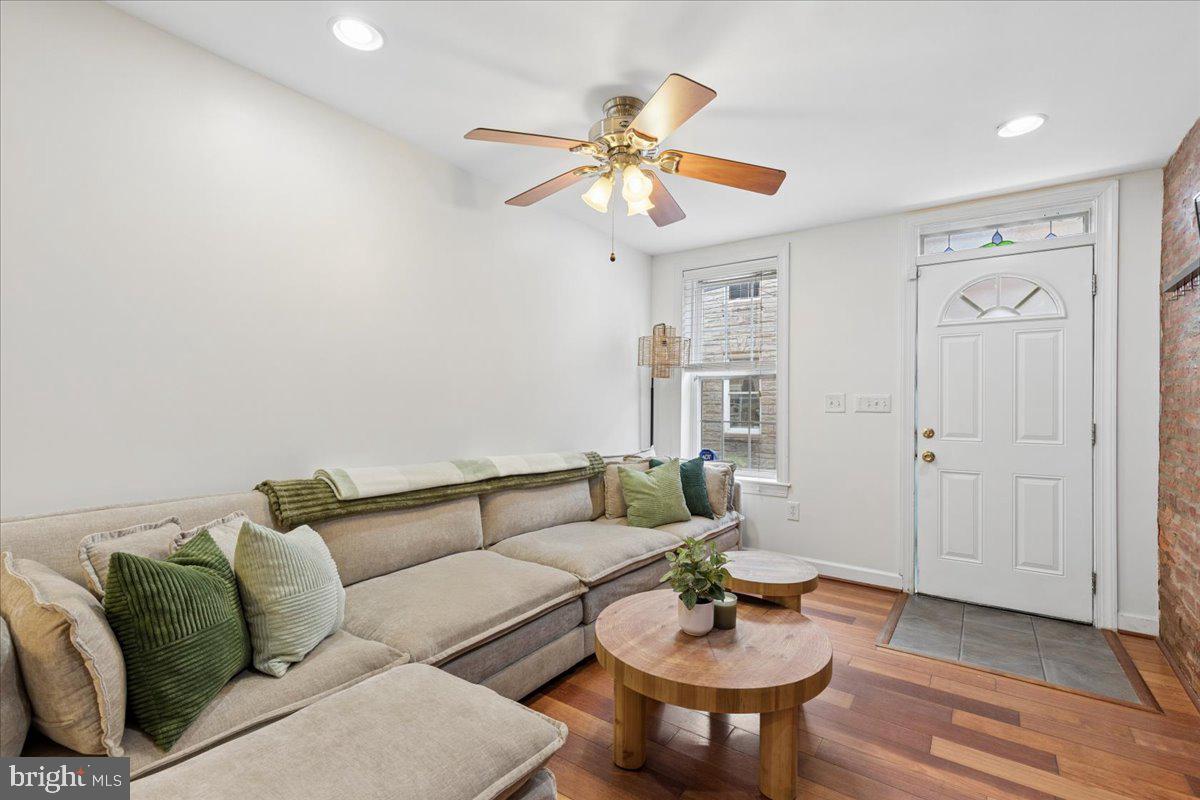 307 S Madeira St Property Photo 10