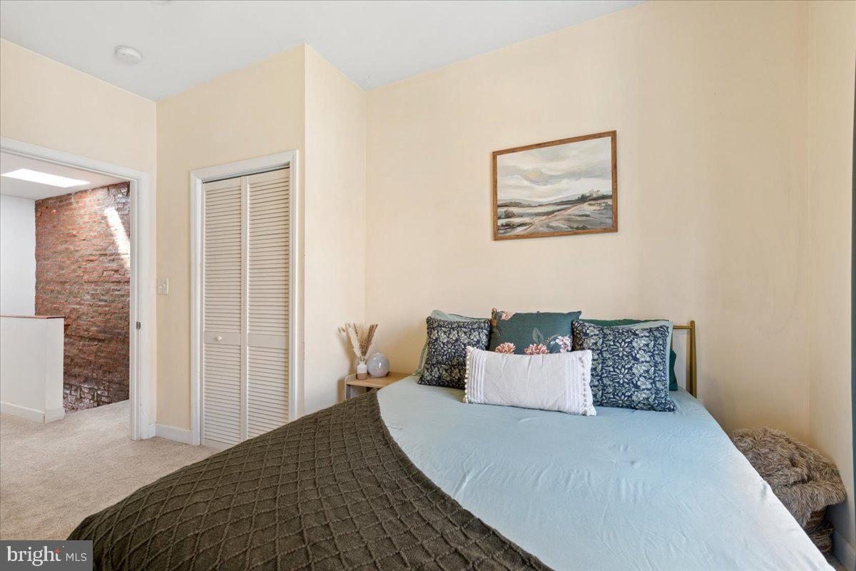 307 S Madeira St Property Photo 23