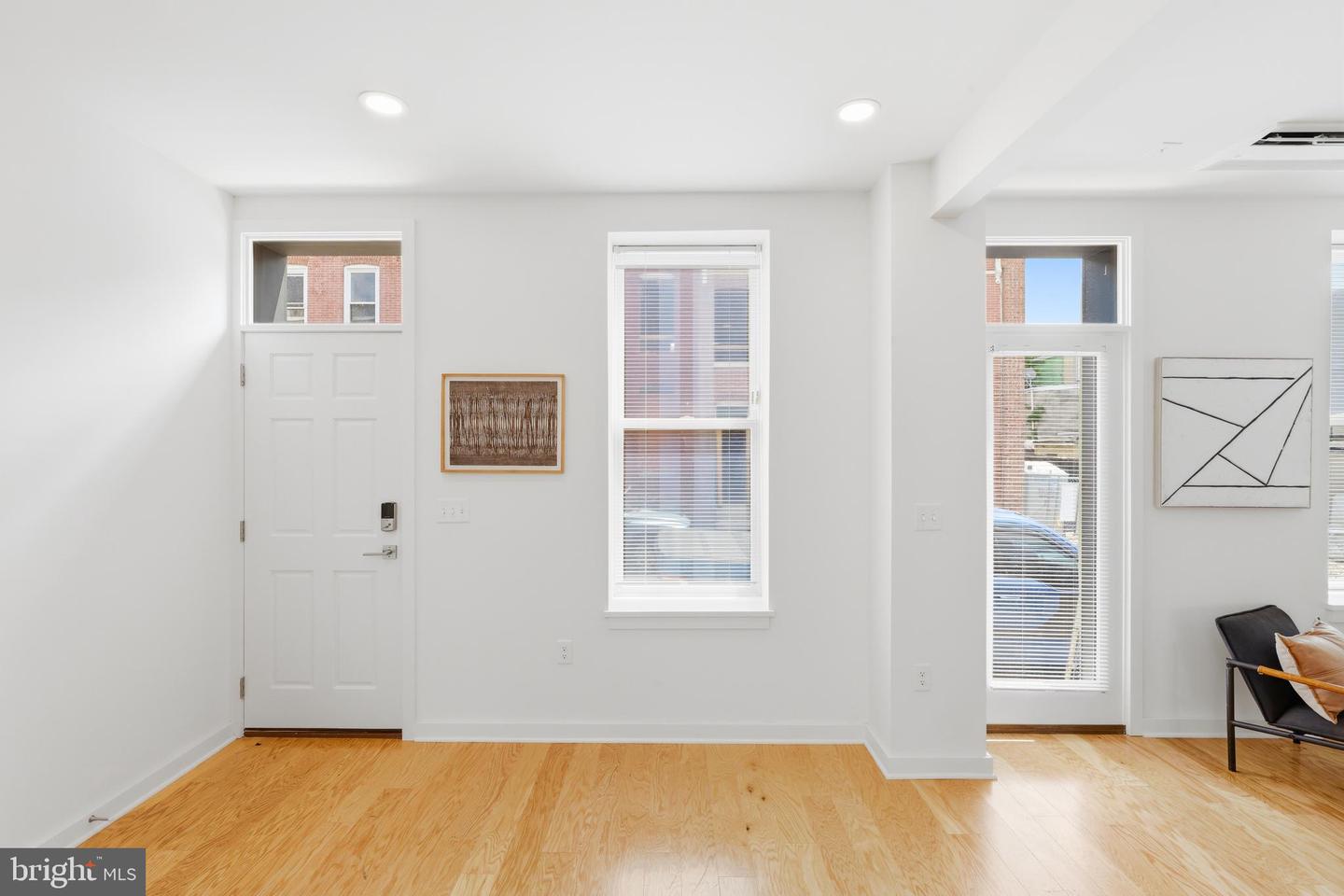 726 Mura St Property Photo 2