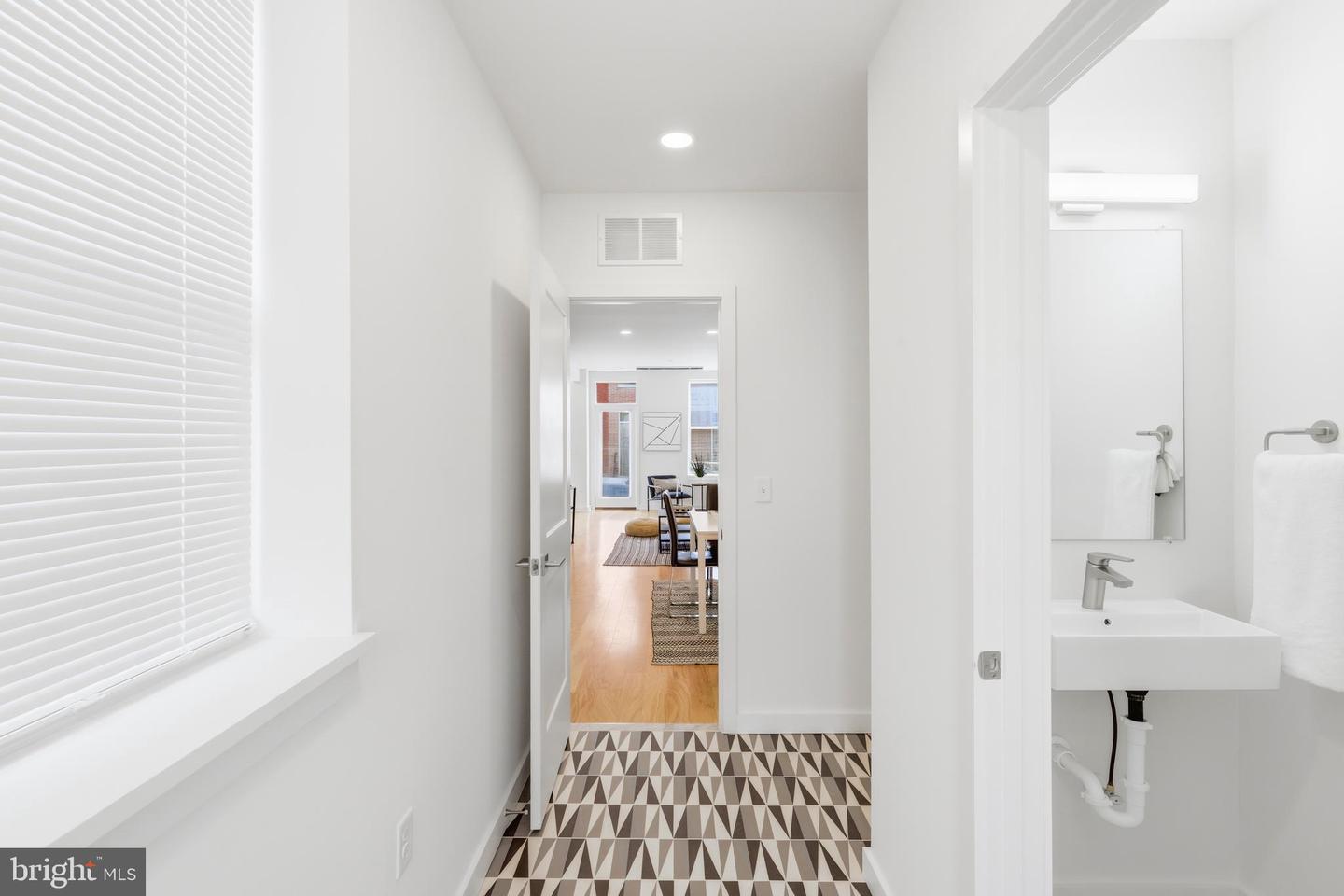 726 Mura St Property Photo 12
