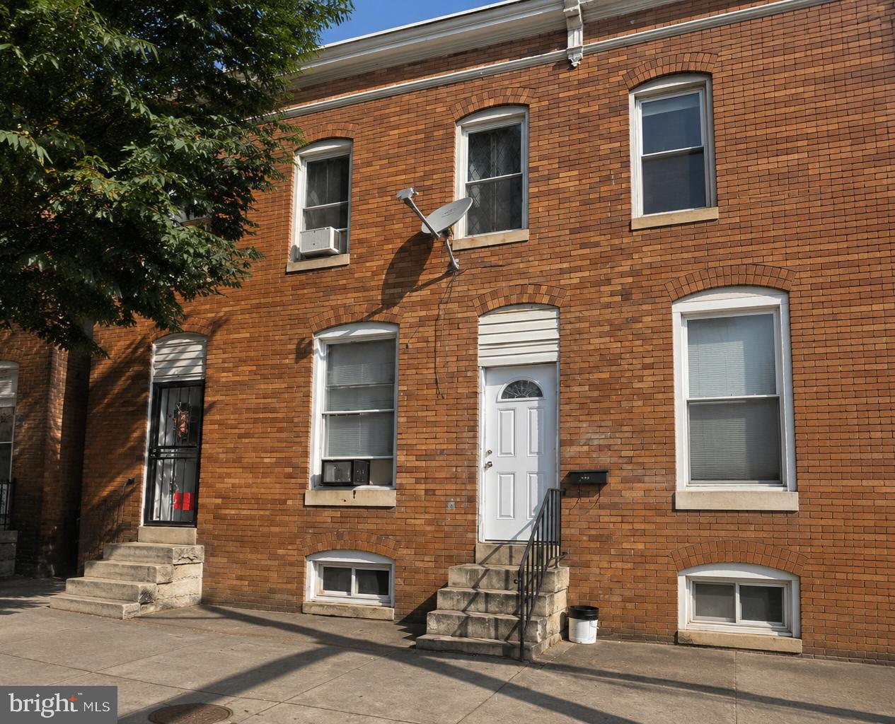 2402 Wilkens Ave Property Photo 1