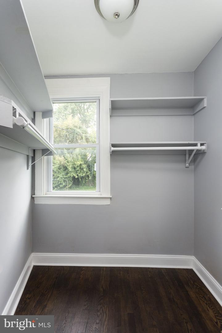 3901 Ridgecroft Rd Property Photo 15