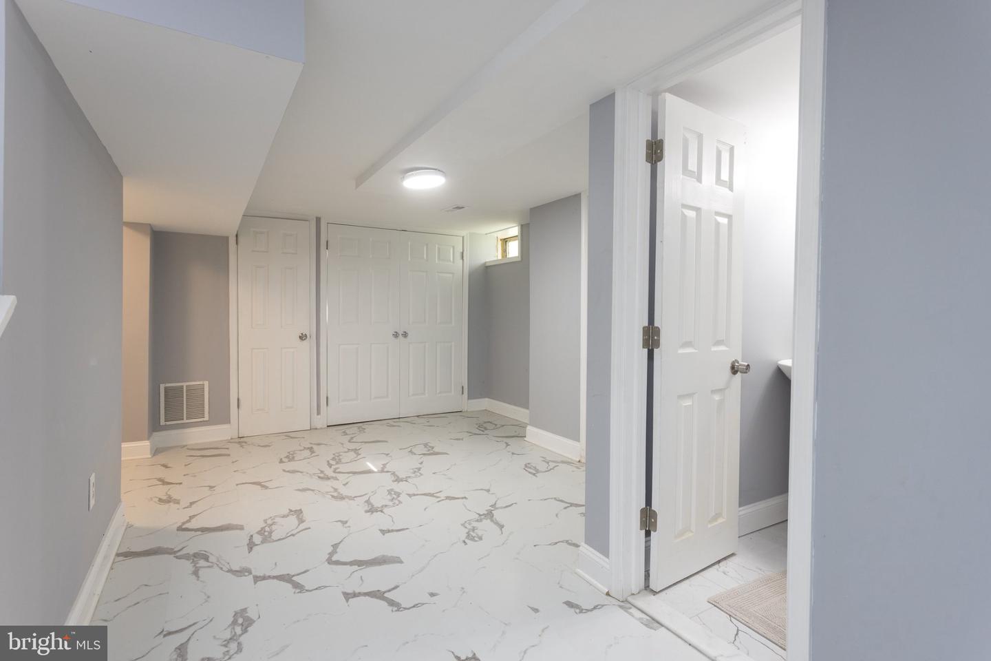 3901 Ridgecroft Rd Property Photo 23