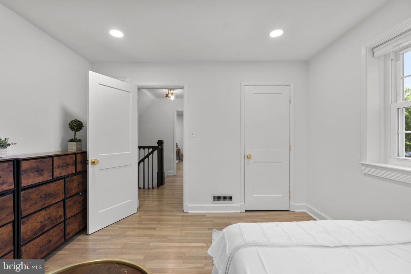 5508 N Charles St Property Photo 38