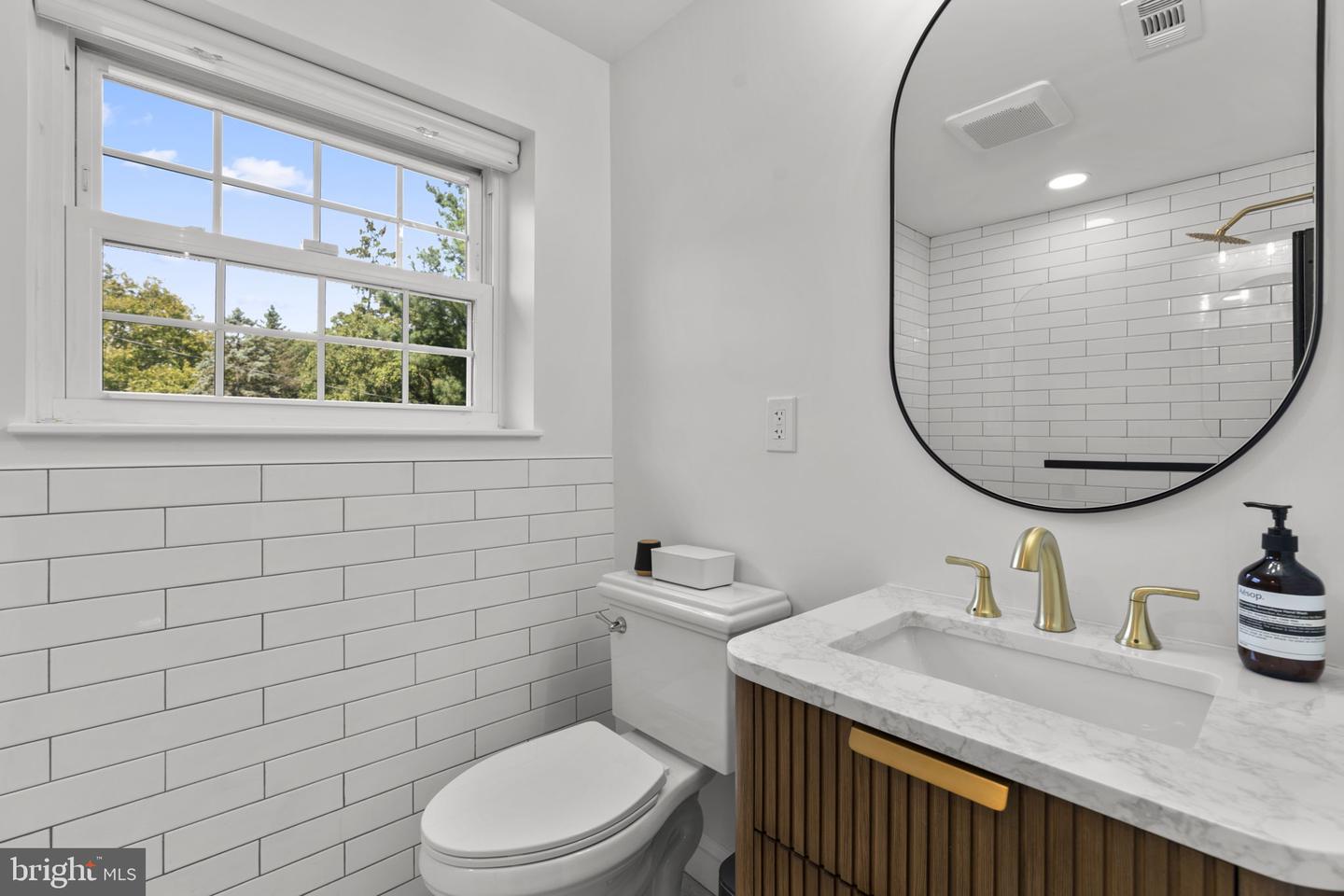 5508 N Charles St Property Photo 39