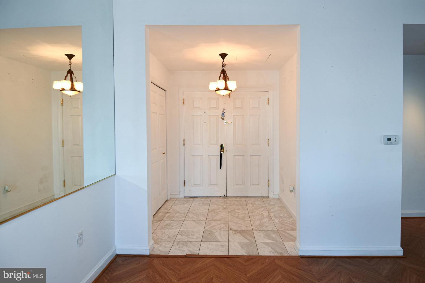 10 E Lee St #809 Property Photo 45