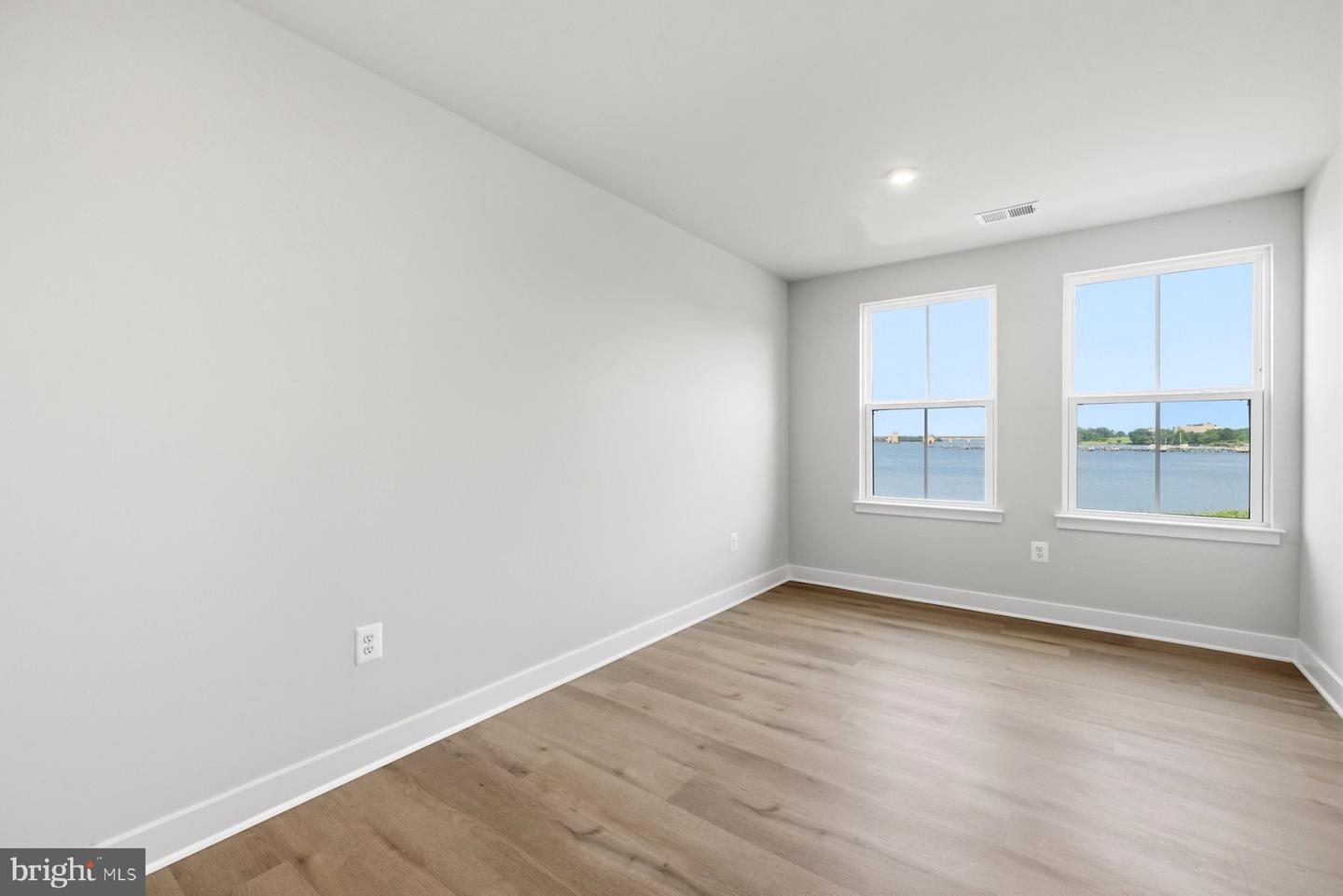 2268 Waterfront Way Property Photo 5