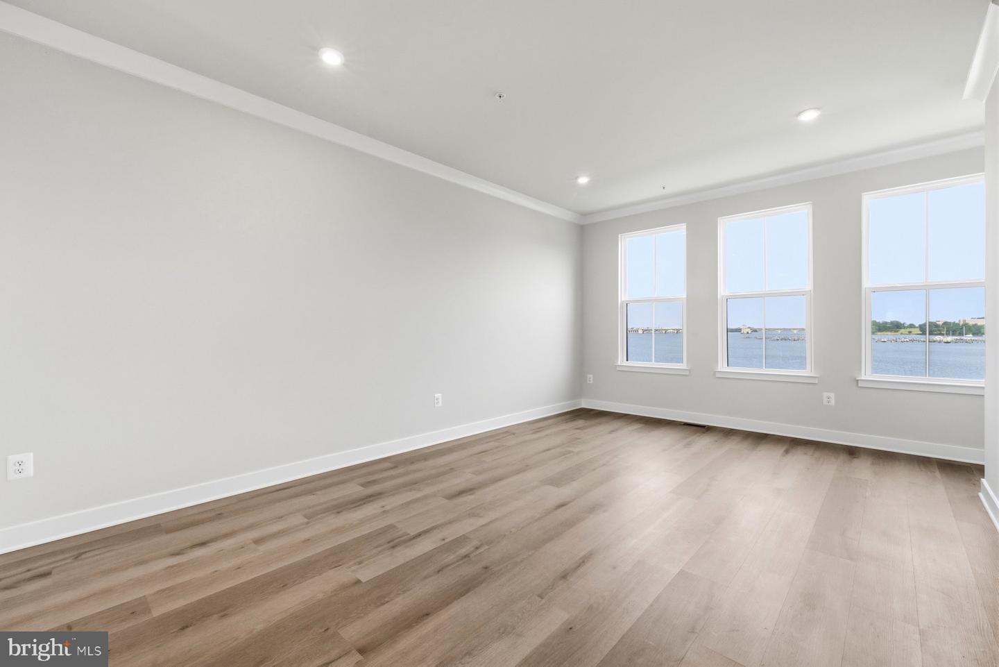2268 Waterfront Way Property Photo 8