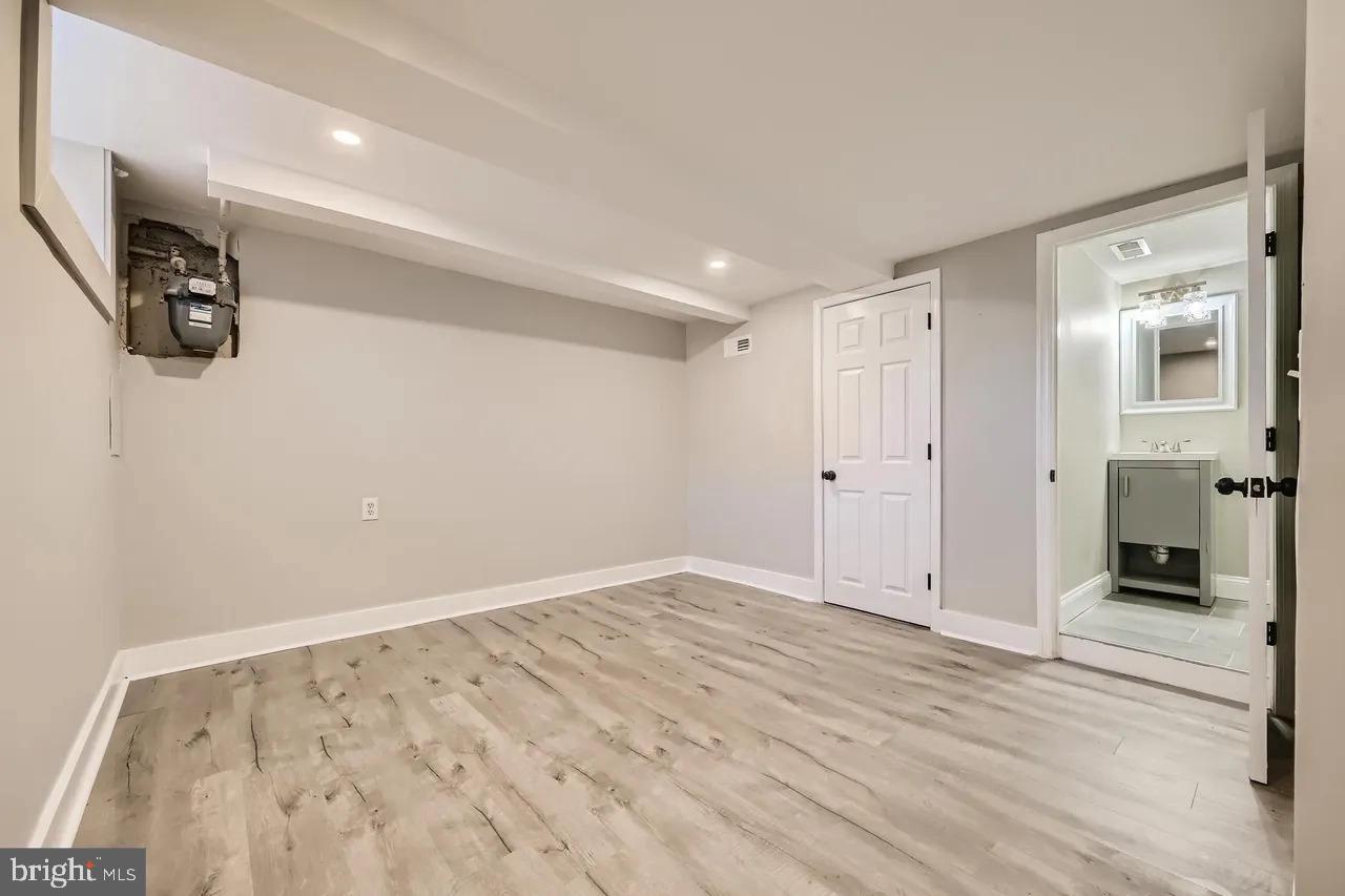MDBA2228962 Property Photo 17