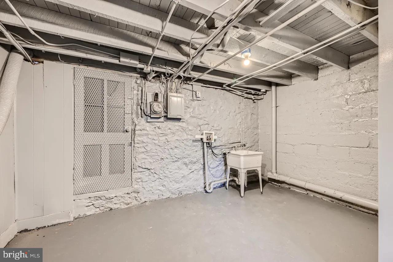 MDBA2228962 Property Photo 18