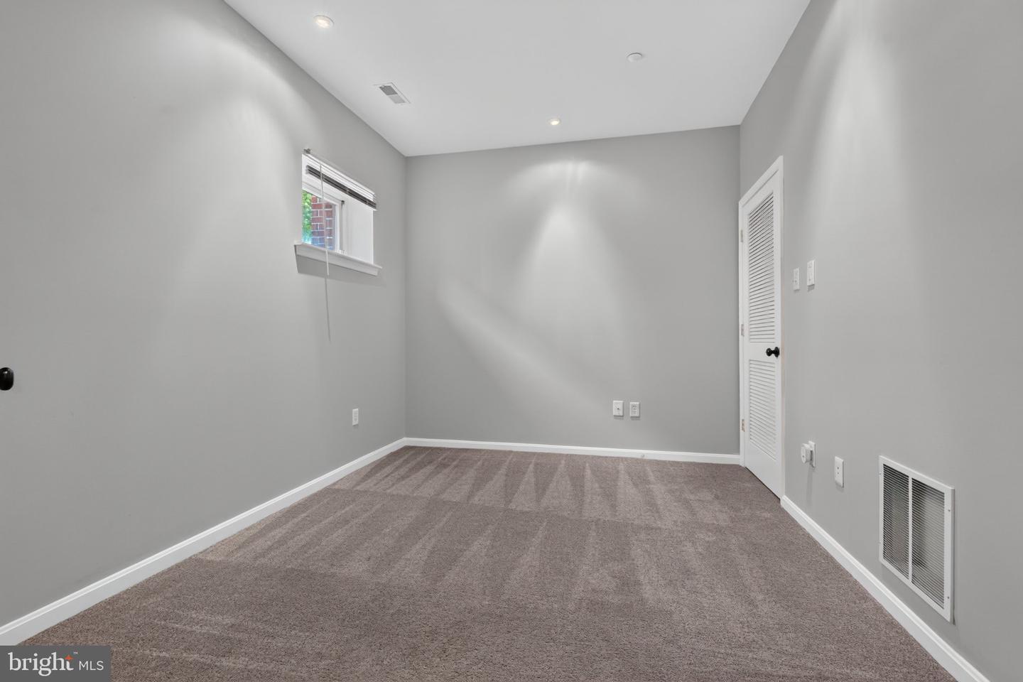 2721 Harris Ln Property Photo 19