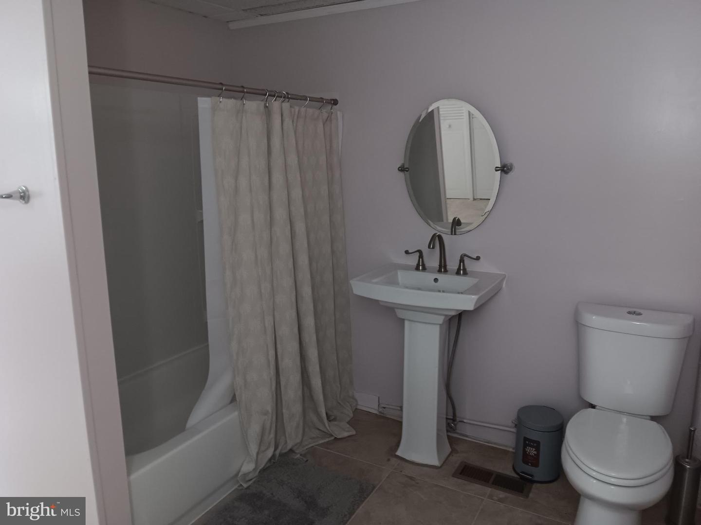 1340 Sargeant St Property Photo 15