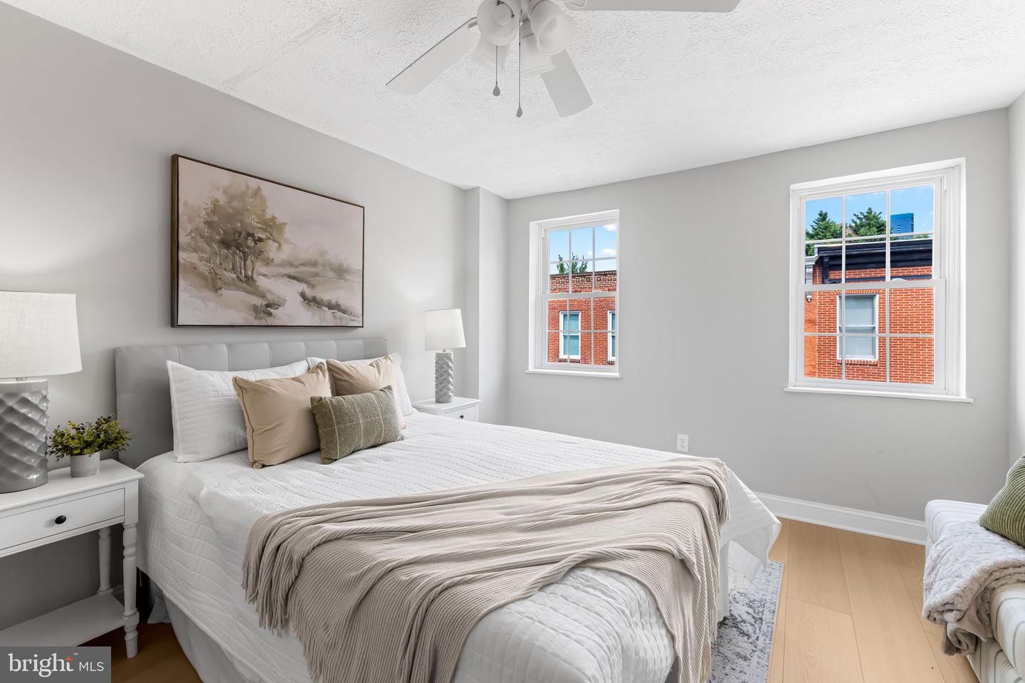19 Poultney St Property Photo 20