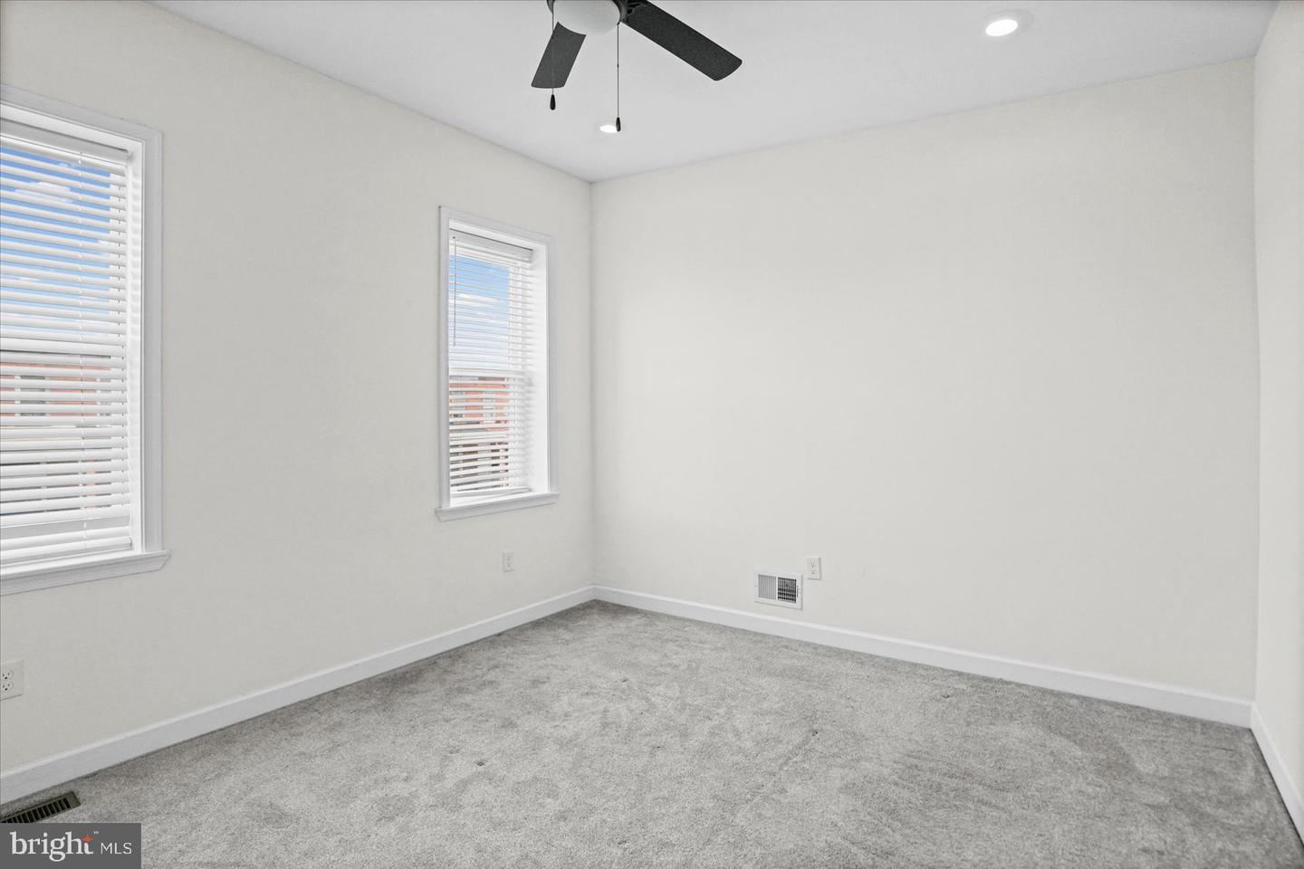 609 Mckewin Ave Property Photo 27