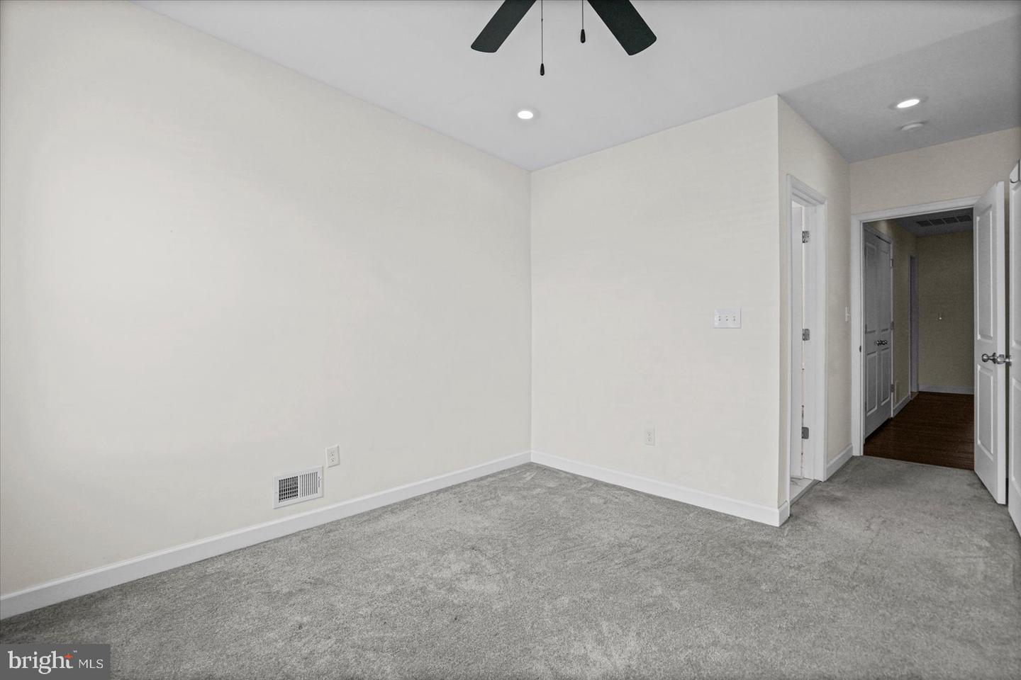 609 Mckewin Ave Property Photo 28