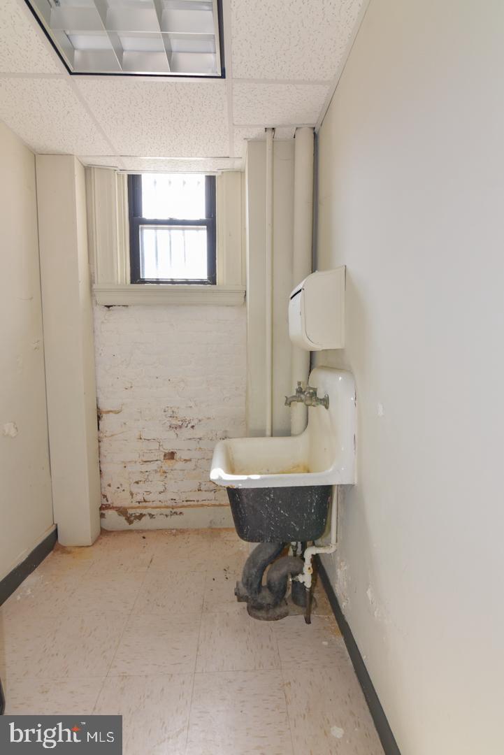 5433 Harford Rd Property Photo 27