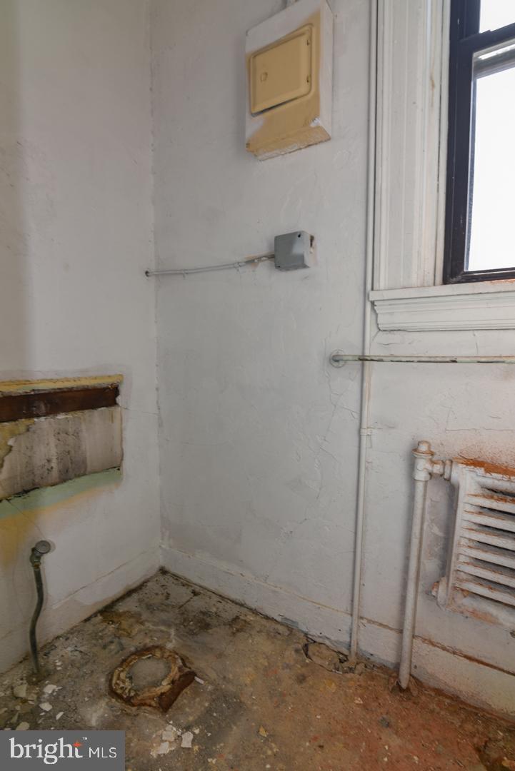 5433 Harford Rd Property Photo 53