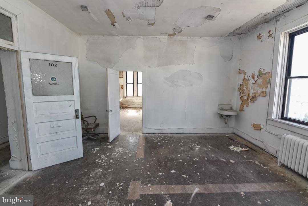 5433 Harford Rd Property Photo 58