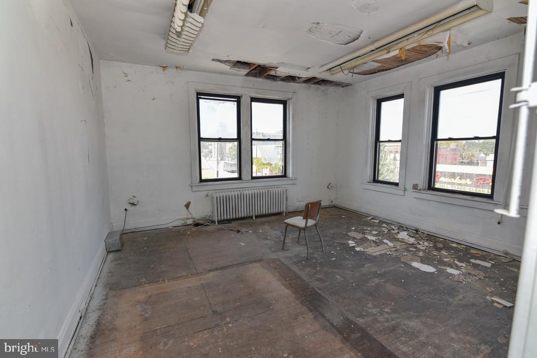 5433 Harford Rd Property Photo 63