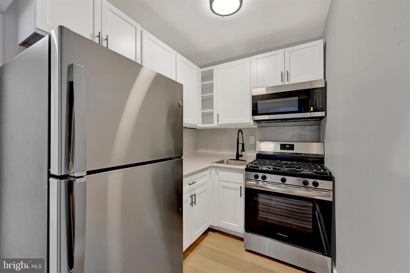 618 Chestnut Hill Ave #2b Property Photo 8