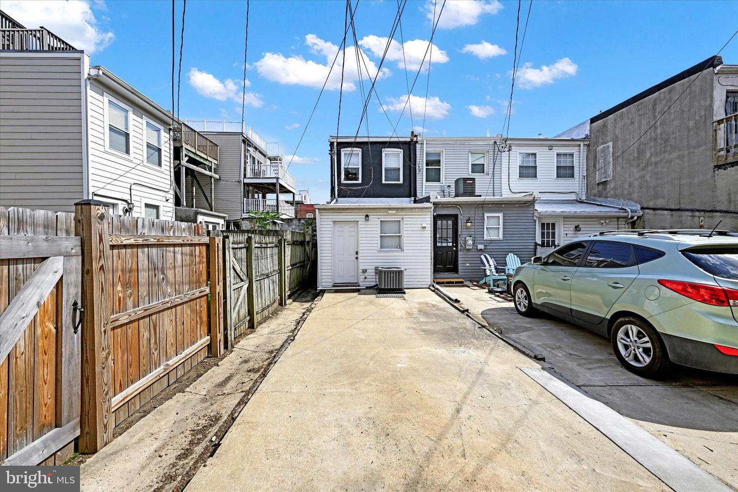 2 W Barney St #1 Property Photo 6