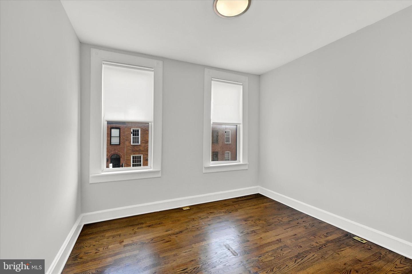 2 W Barney St #1 Property Photo 20