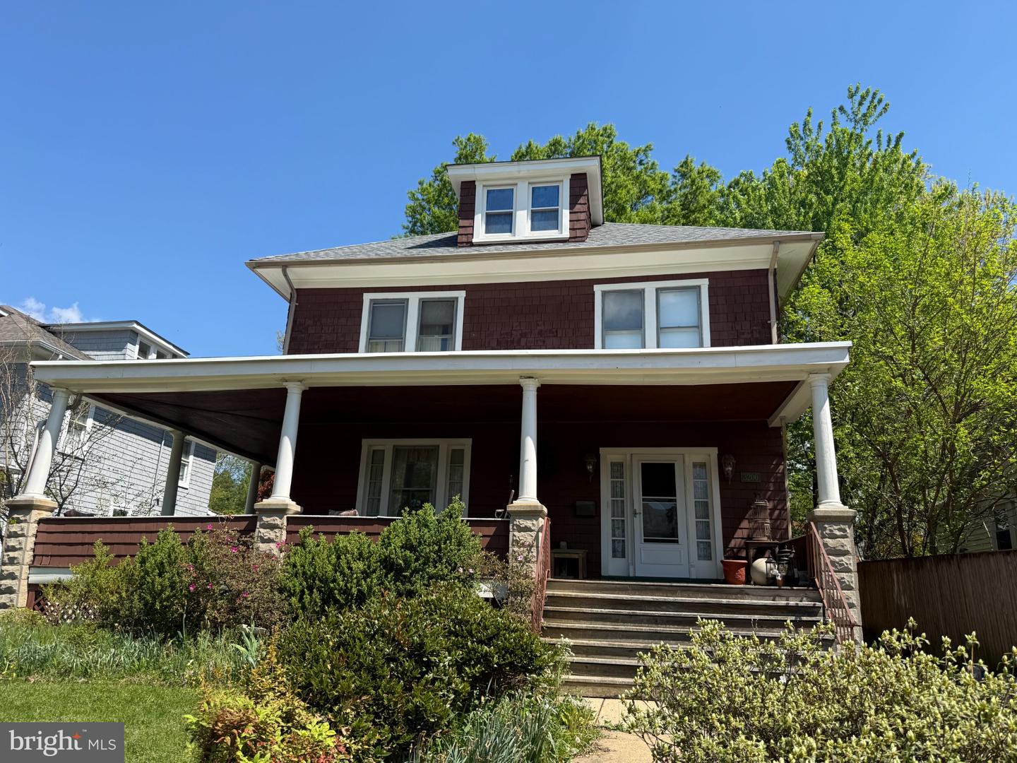 3200 BATAVIA AVE Property Photo 1
