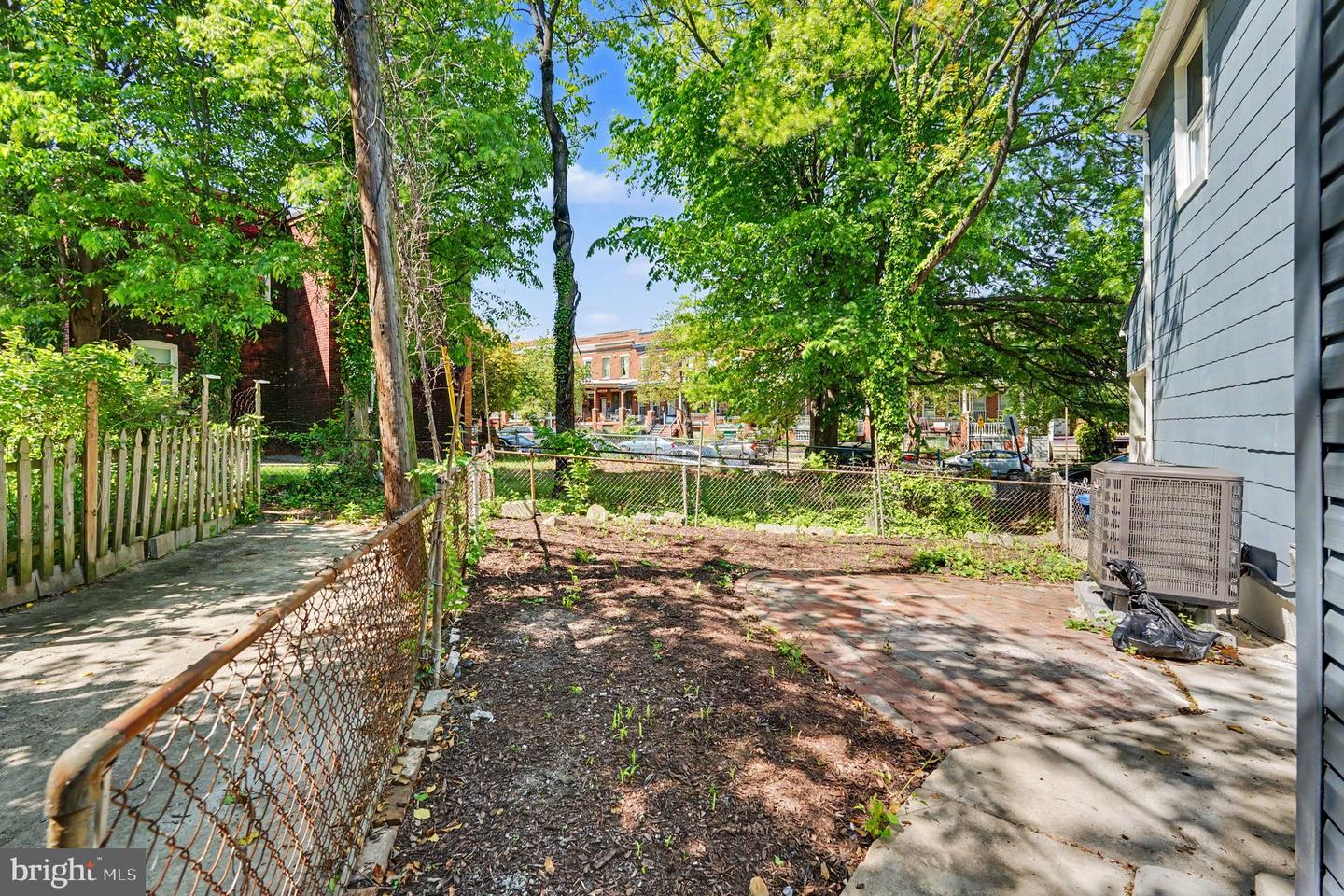 3033 Barclay St Property Photo 30