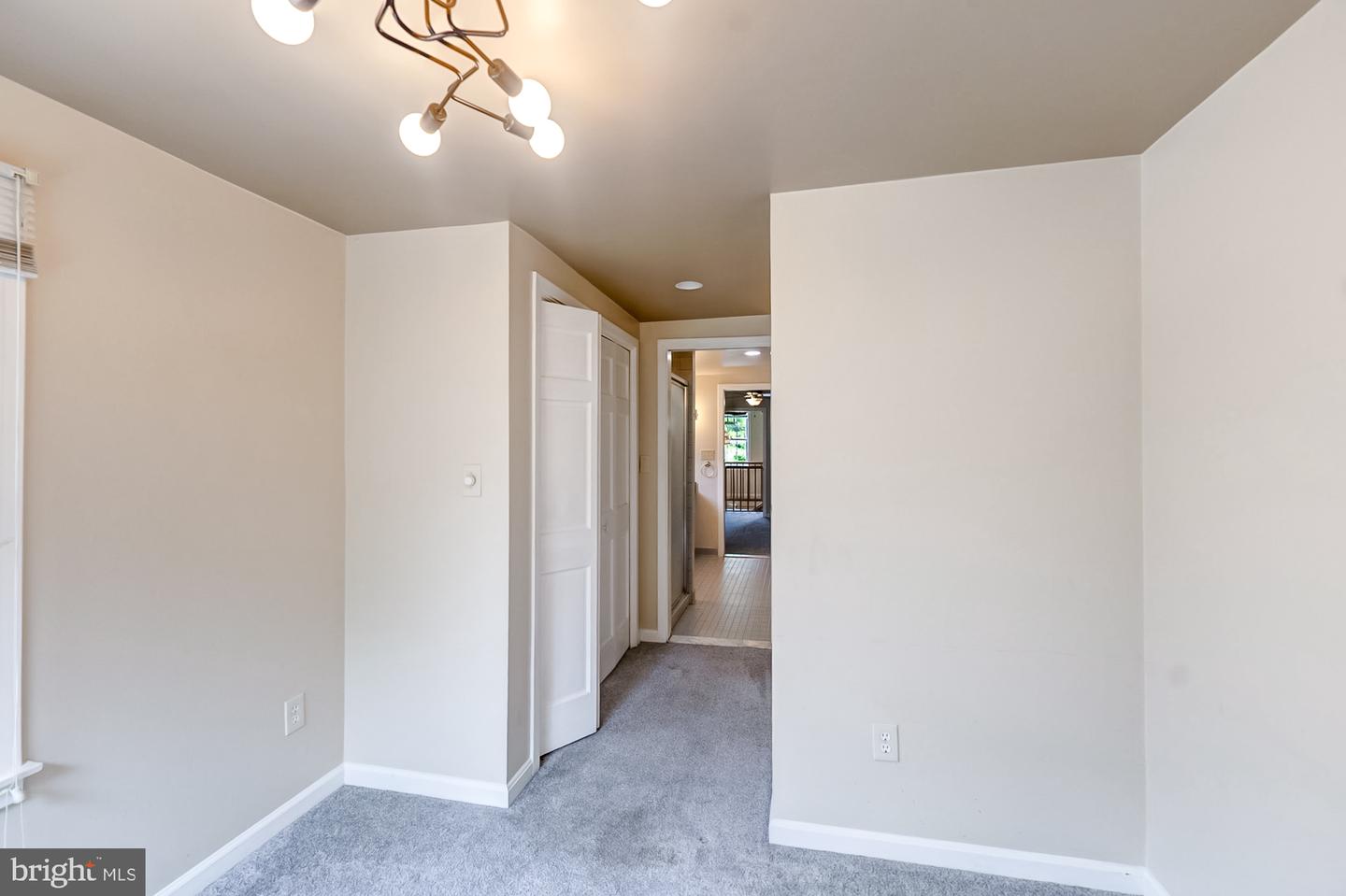 13 E Henrietta St Property Photo 15