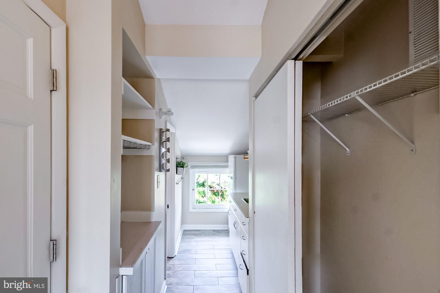 13 E Henrietta St Property Photo 16