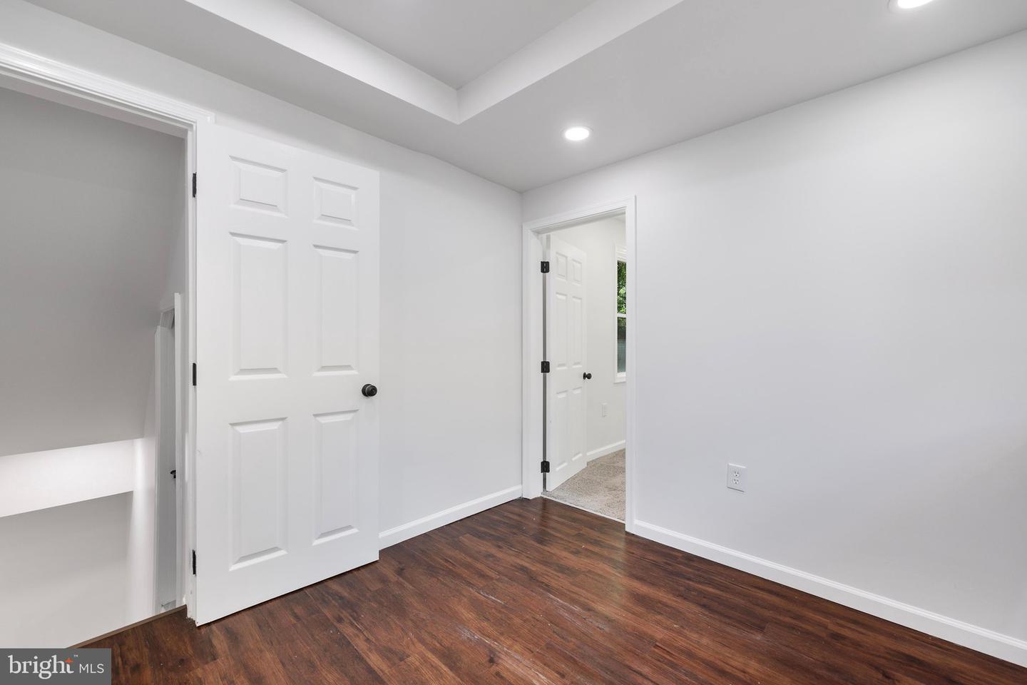 4202 Barrington Rd Property Photo 11