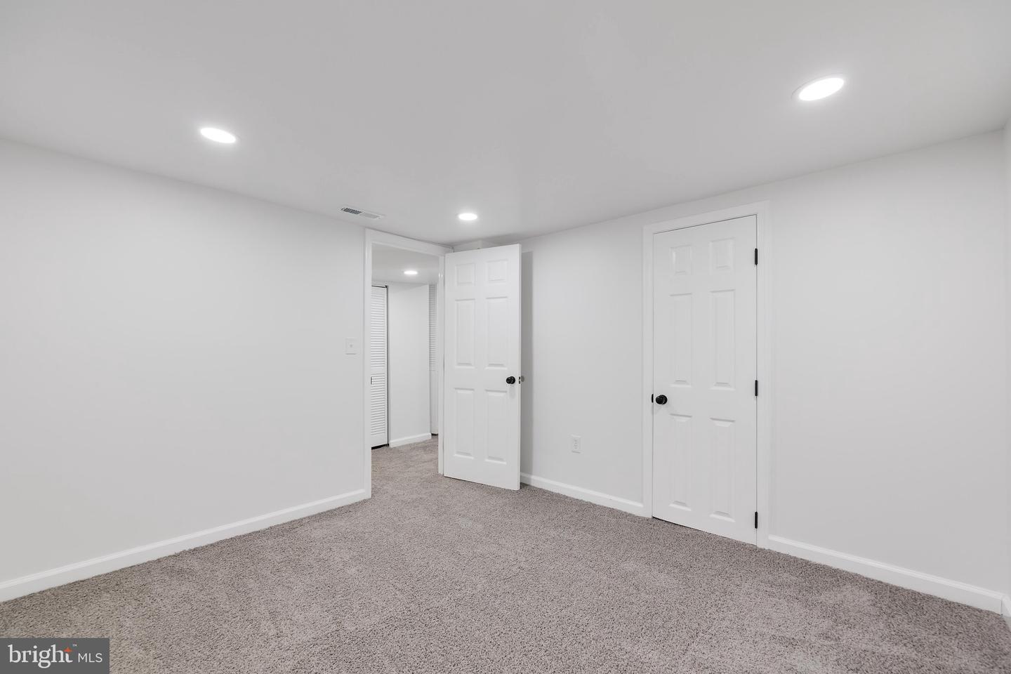 4202 Barrington Rd Property Photo 27