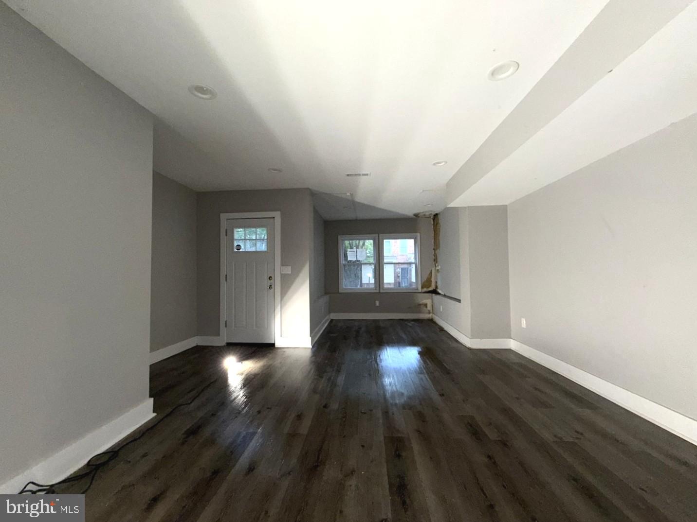 2616 Garrett Ave Property Photo 2