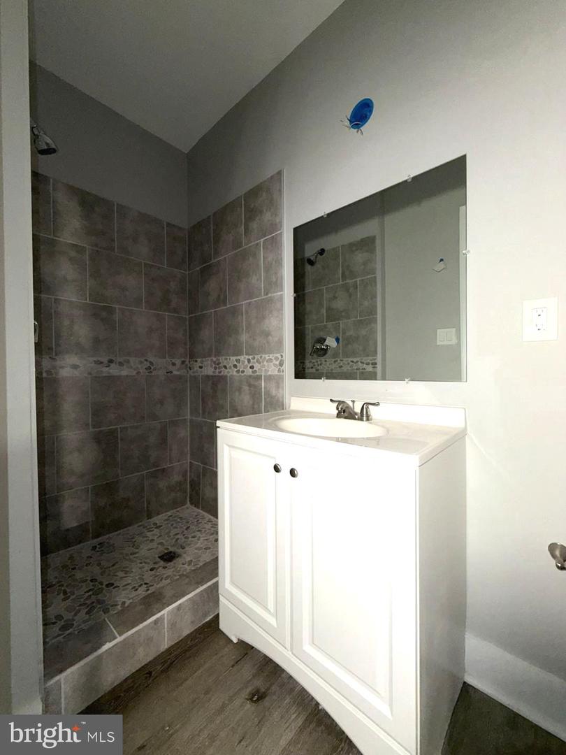 2616 Garrett Ave Property Photo 5