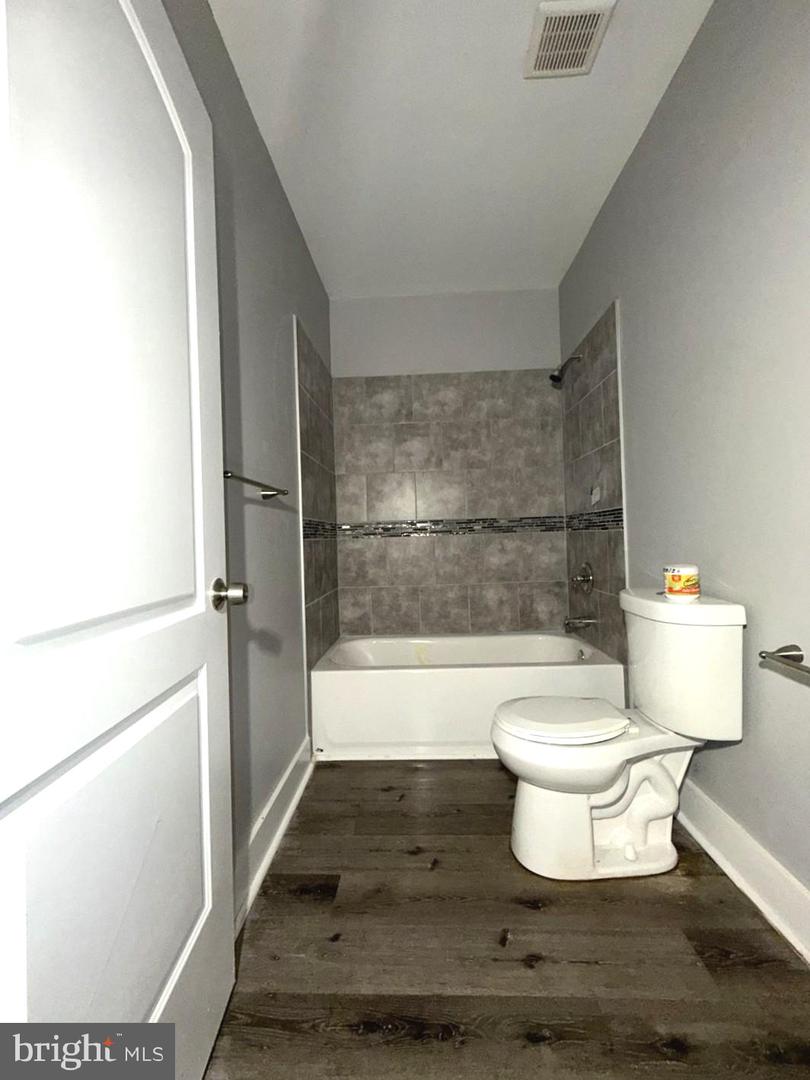 2616 Garrett Ave Property Photo 8