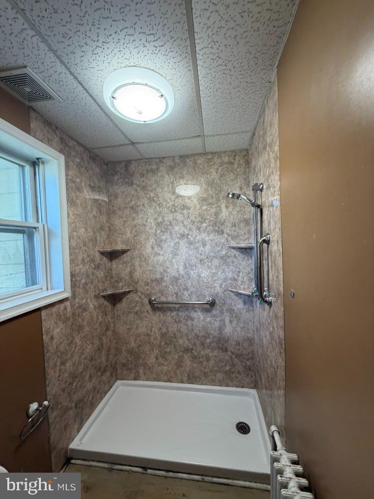 2704 Hamilton Ave Property Photo 11