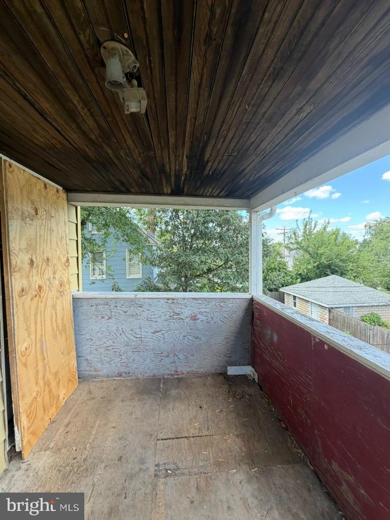2704 Hamilton Ave Property Photo 35