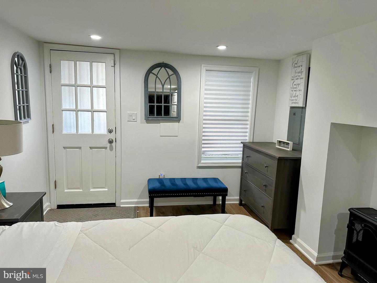 1529 N Bond St Property Photo 13