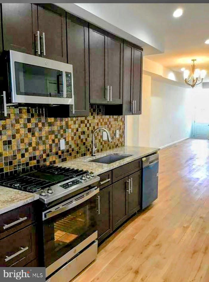 1529 N Bond St Property Photo 24