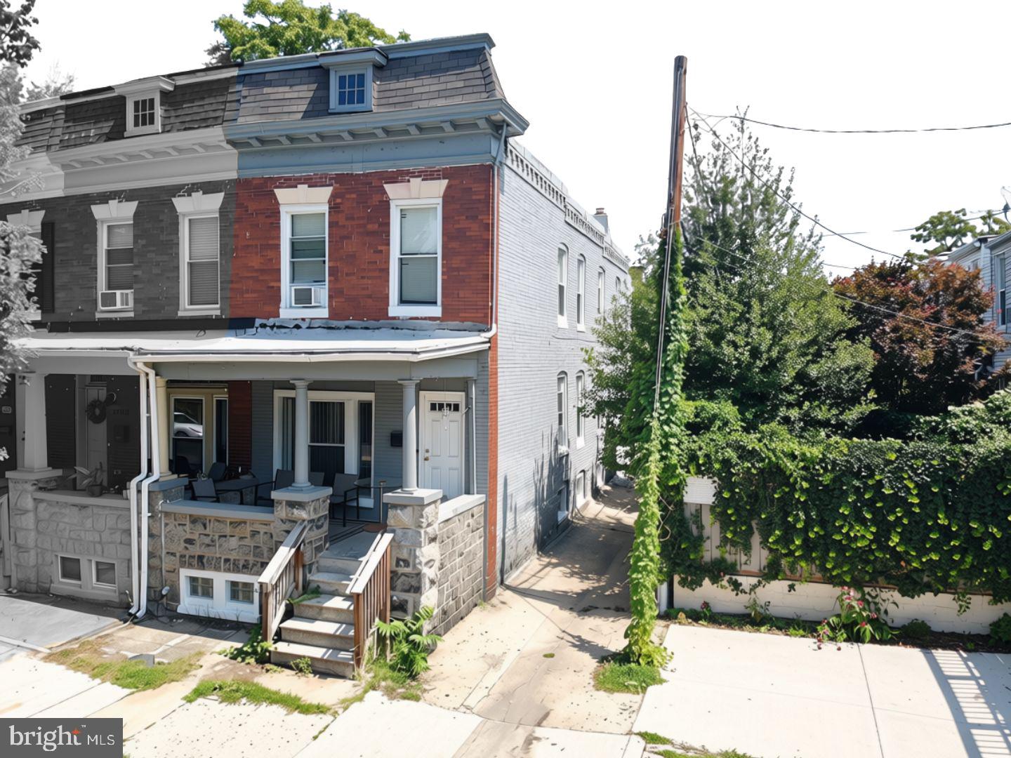 2701 N HOWARD ST Property Photo 1