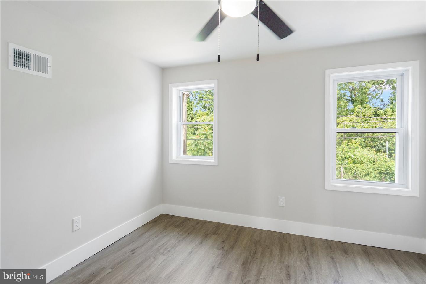 1208 Glyndon Ave Property Photo 23